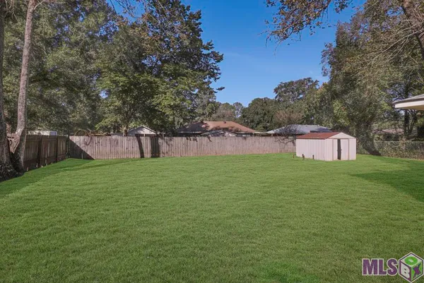 $199,900 | 911 Hatchell Lane, Denham Springs, LA 70726