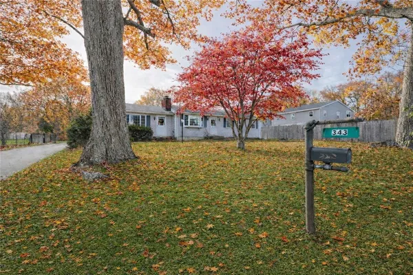 $500,000 | 343 American Legion Highway, Westport, MA 02790
