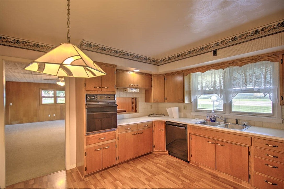 4394 Huston Hills Road Decatur, IL 62526 - Photo 14 of 25 Gallery Image 14
