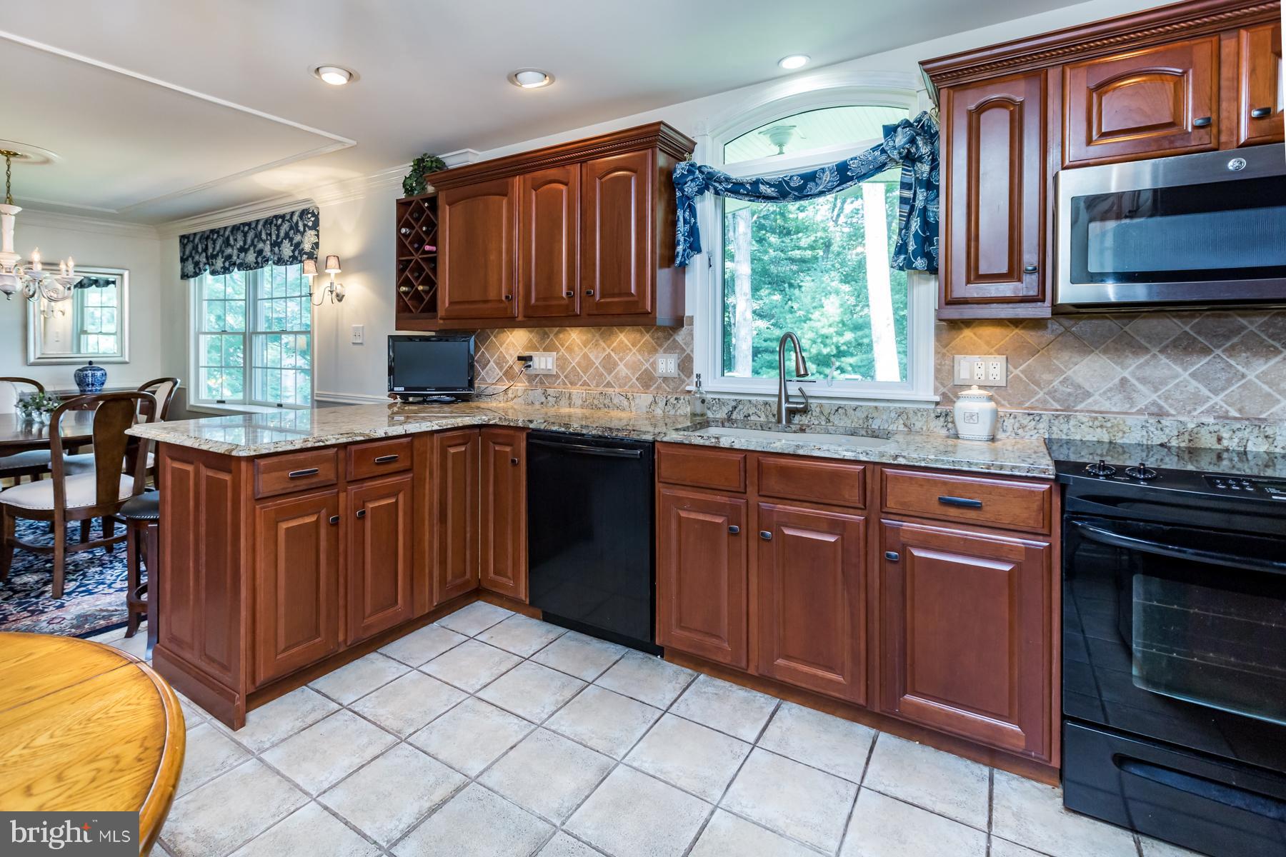 2566 Coon Club Road Hampstead, MD 21074 - Photo 5 of 30 Kitchen
