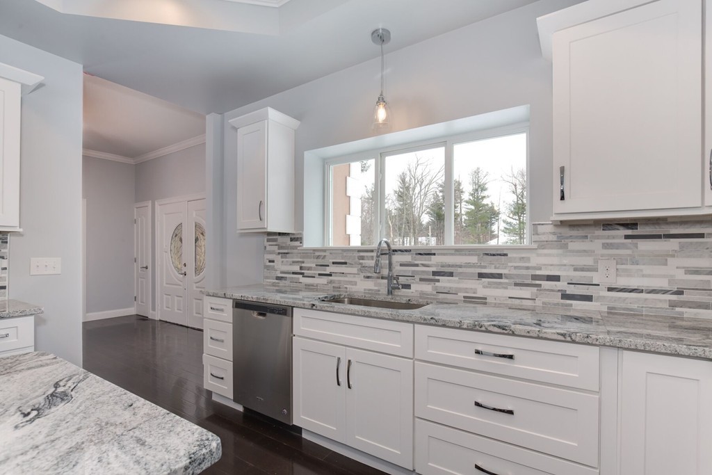 245 Fisher Road Holden, MA 01520 - Photo 8 of 30 Gallery Image 8