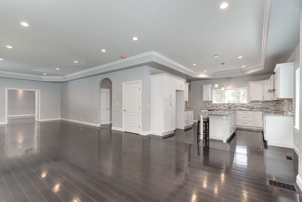 245 Fisher Road Holden, MA 01520 - Photo 10 of 30 Gallery Image 10