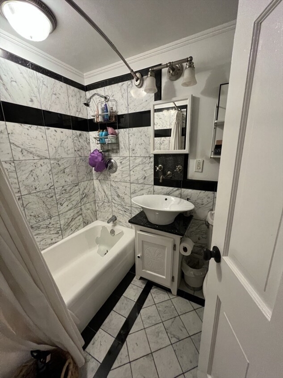 56 Commonwealth Avenue, Unit 25 Boston, MA 02116 - Photo 3 of 10