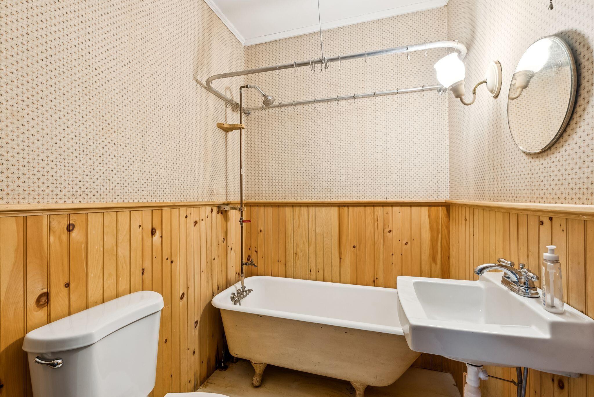 350 Main Street Warren, ME 04864 - Photo 19 of 53 #1 Bathroom