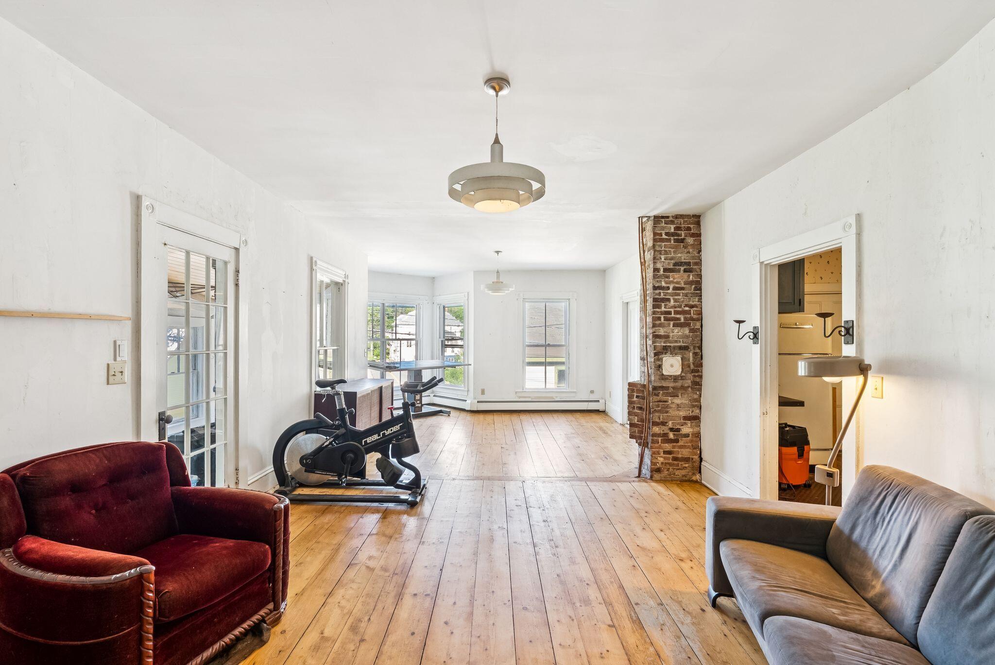 350 Main Street Warren, ME 04864 - Photo 25 of 53 #2 Living Room