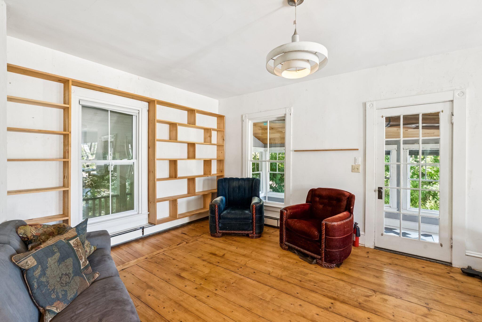 350 Main Street Warren, ME 04864 - Photo 27 of 53 #2 Living Room