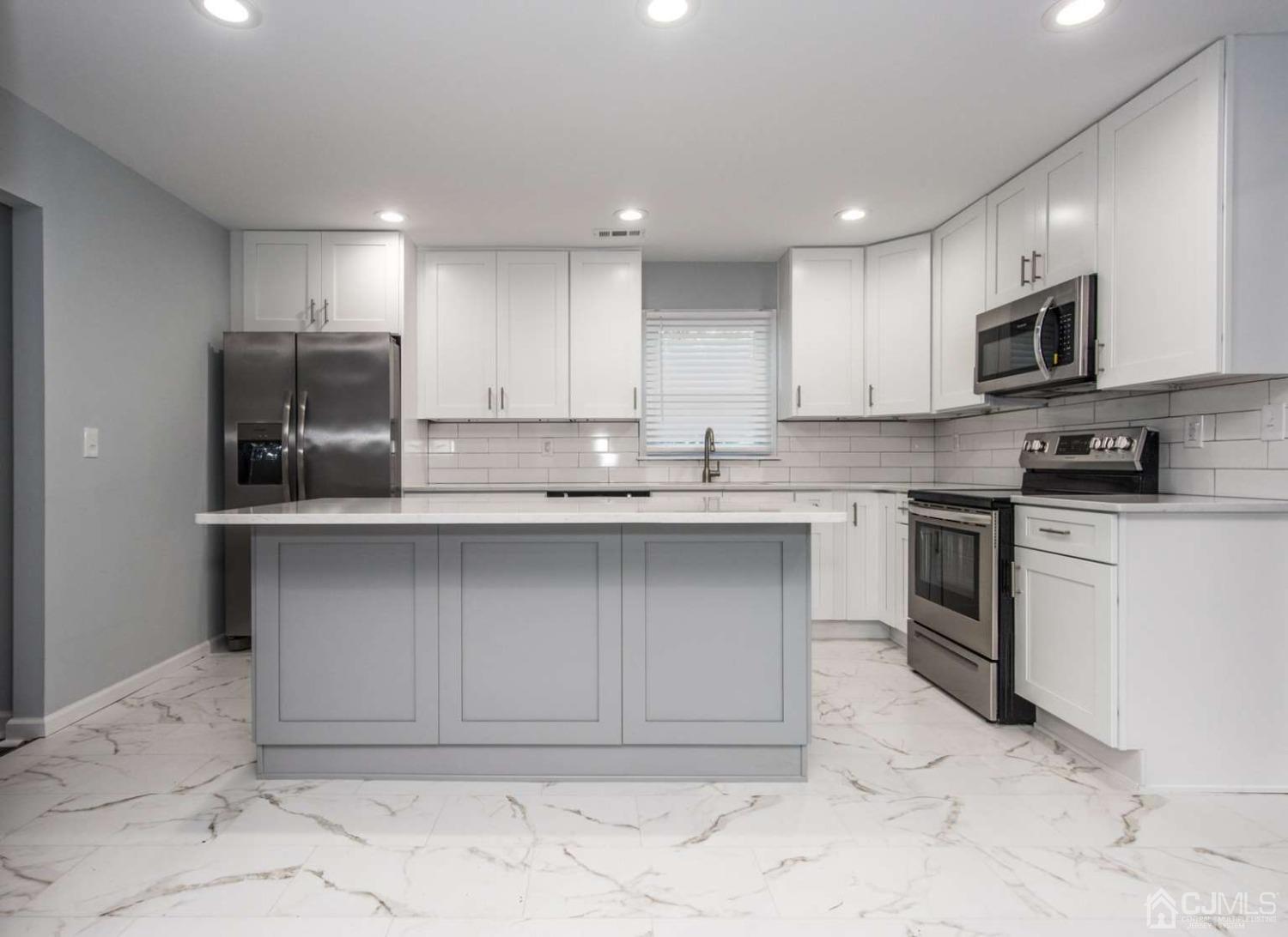 23 Rolling Road East Brunswick, NJ 08816 - Photo 12 of 25 Gallery Image 12