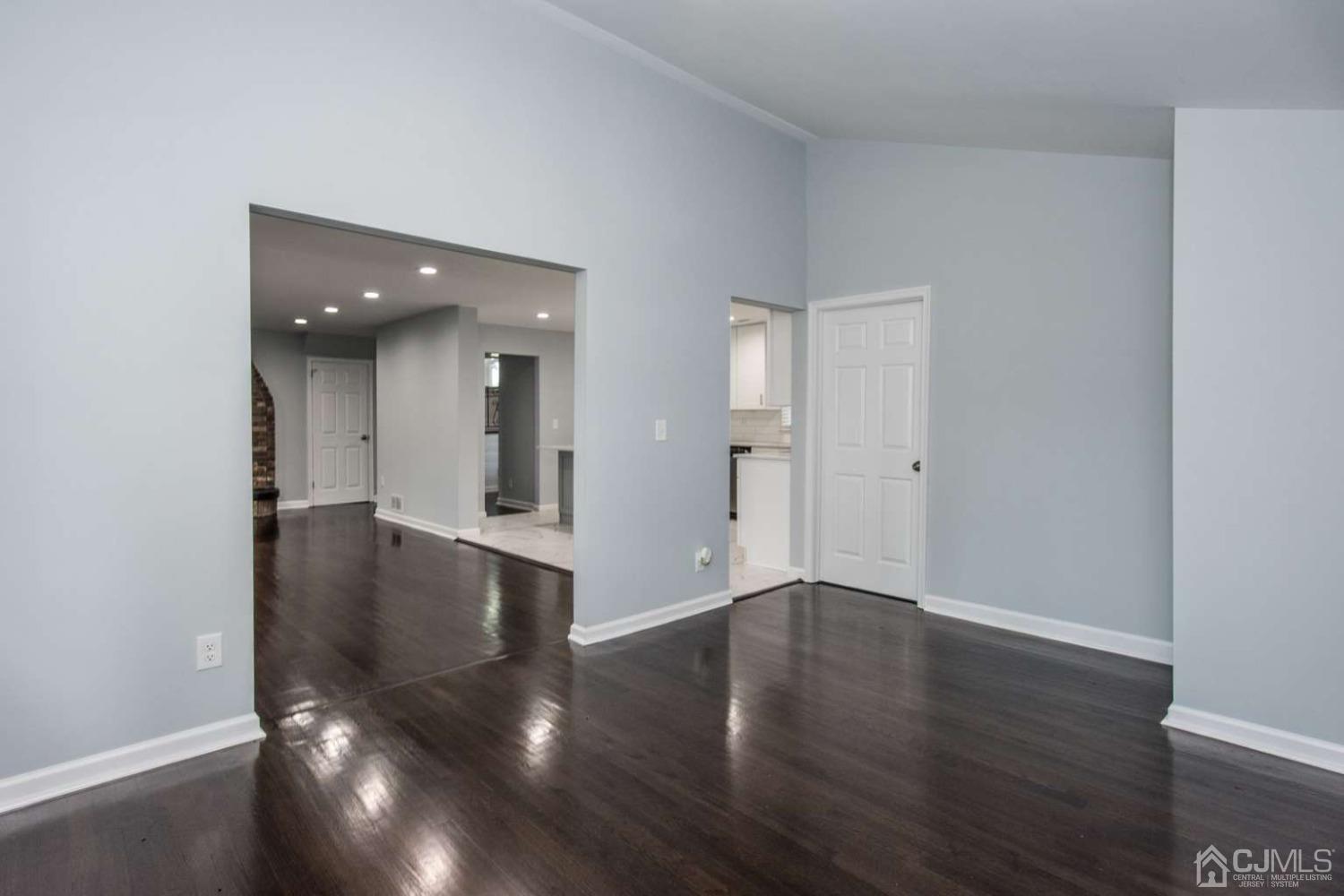 23 Rolling Road East Brunswick, NJ 08816 - Photo 14 of 25 Gallery Image 14
