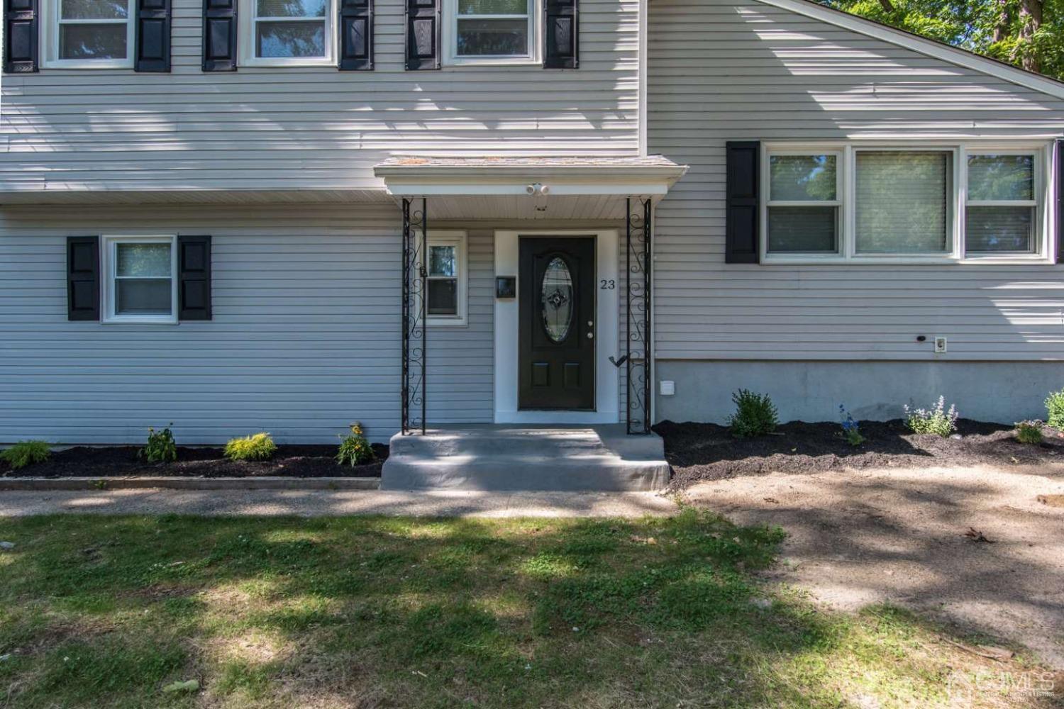 23 Rolling Road East Brunswick, NJ 08816 - Photo 2 of 25 Gallery Image 2