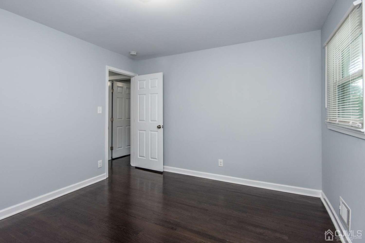 23 Rolling Road East Brunswick, NJ 08816 - Photo 22 of 25 Gallery Image 22