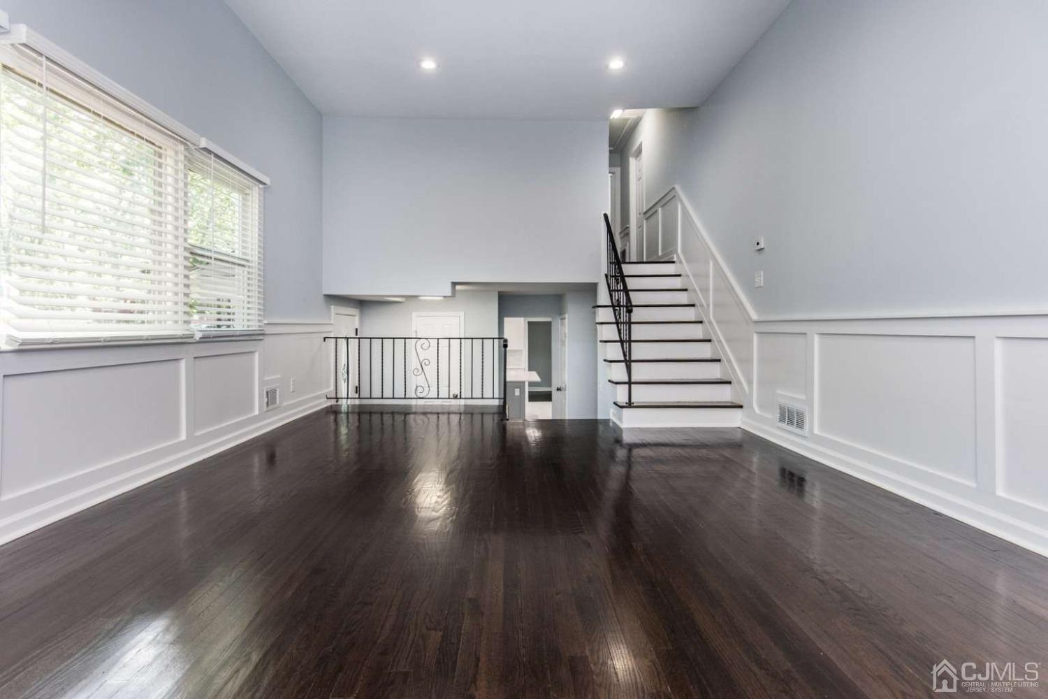 23 Rolling Road East Brunswick, NJ 08816 - Photo 3 of 25 Gallery Image 3