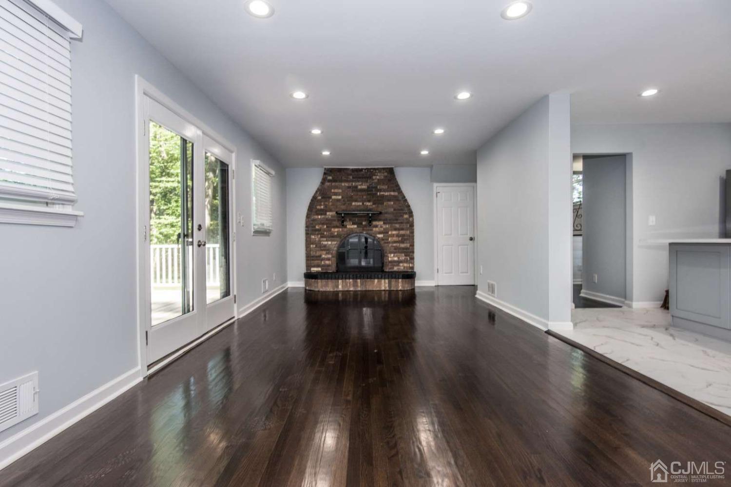 23 Rolling Road East Brunswick, NJ 08816 - Photo 6 of 25 Gallery Image 6