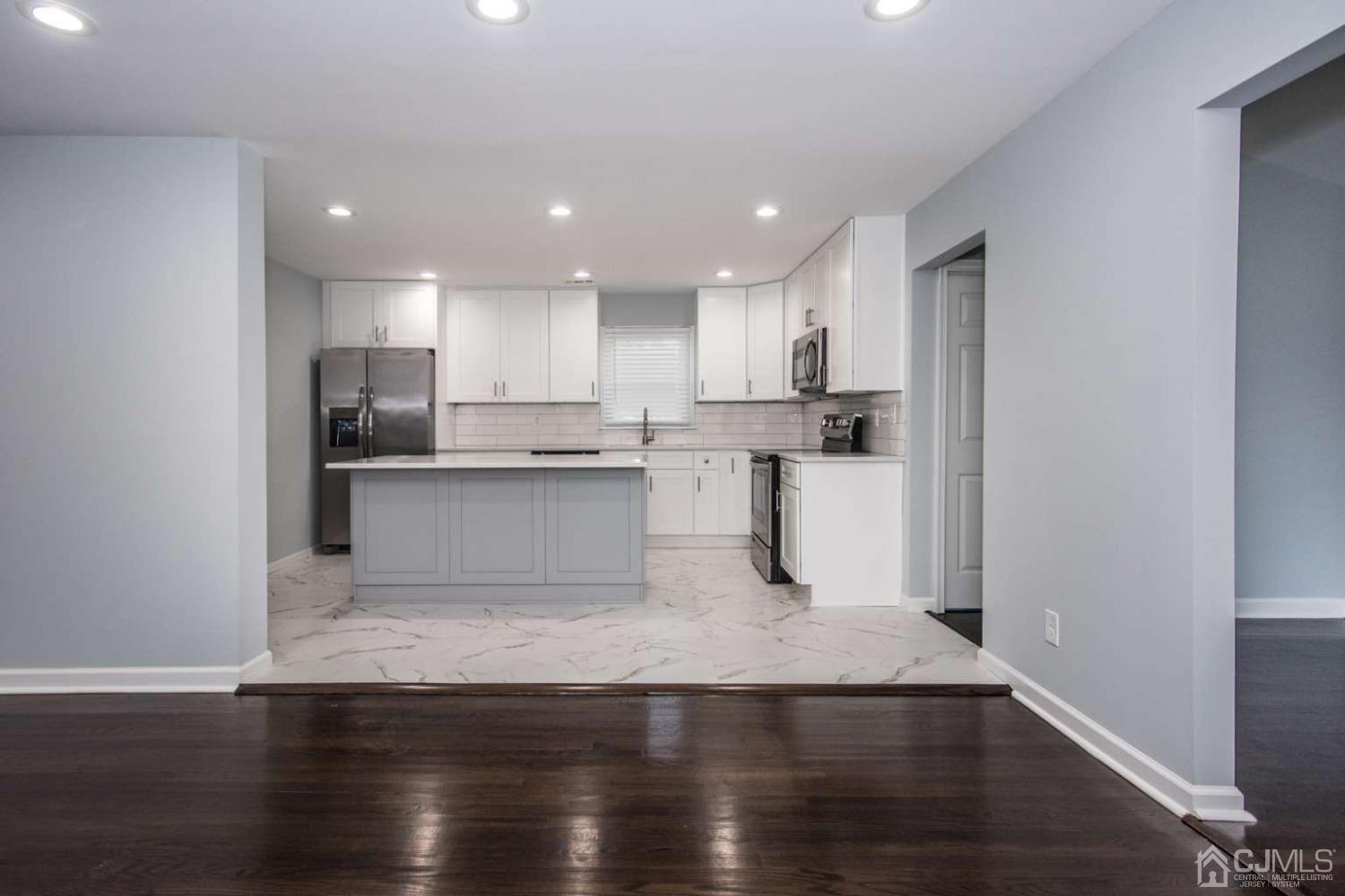 23 Rolling Road East Brunswick, NJ 08816 - Photo 8 of 25 Gallery Image 8