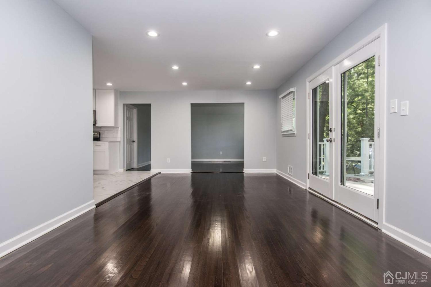 23 Rolling Road East Brunswick, NJ 08816 - Photo 10 of 25 Gallery Image 10