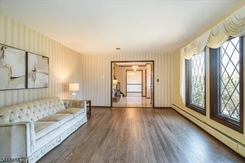 $799,000 | 7 Lexington Avenue, Neshanic Station, NJ 08853