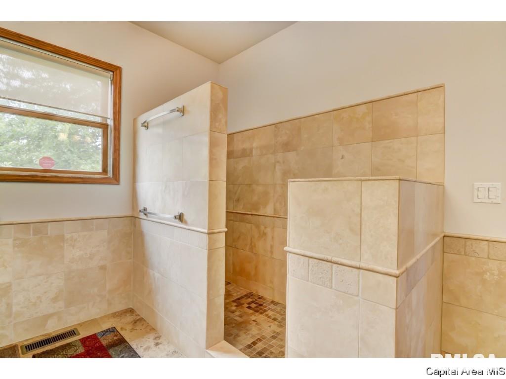 11503 Post Street Athens, IL 62613 - Photo 13 of 34 Gallery Image 13