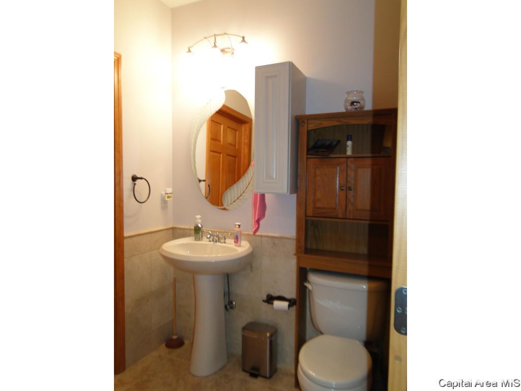 11503 Post Street Athens, IL 62613 - Photo 20 of 34 Gallery Image 20