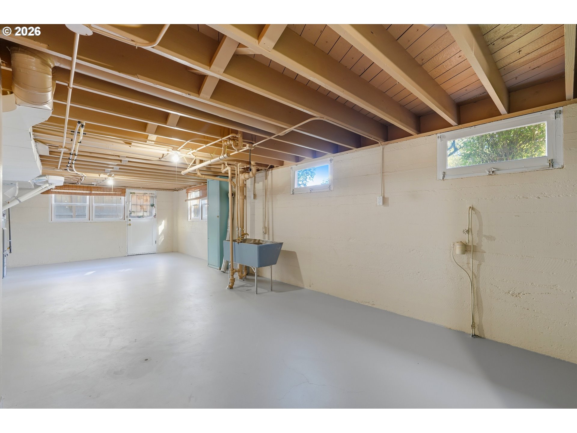 7506 Southeast Main Street Portland, OR 97215 - Photo 26 of 41