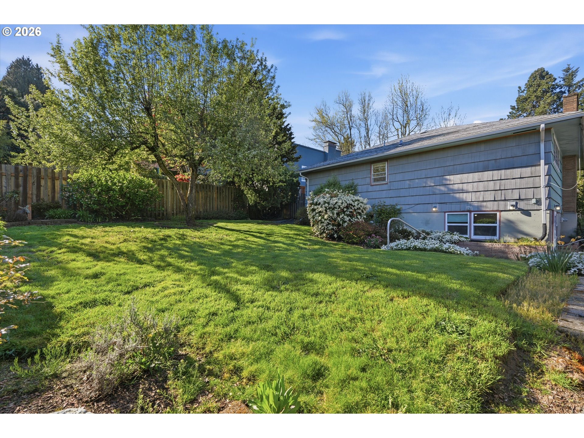 7506 Southeast Main Street Portland, OR 97215 - Photo 32 of 41