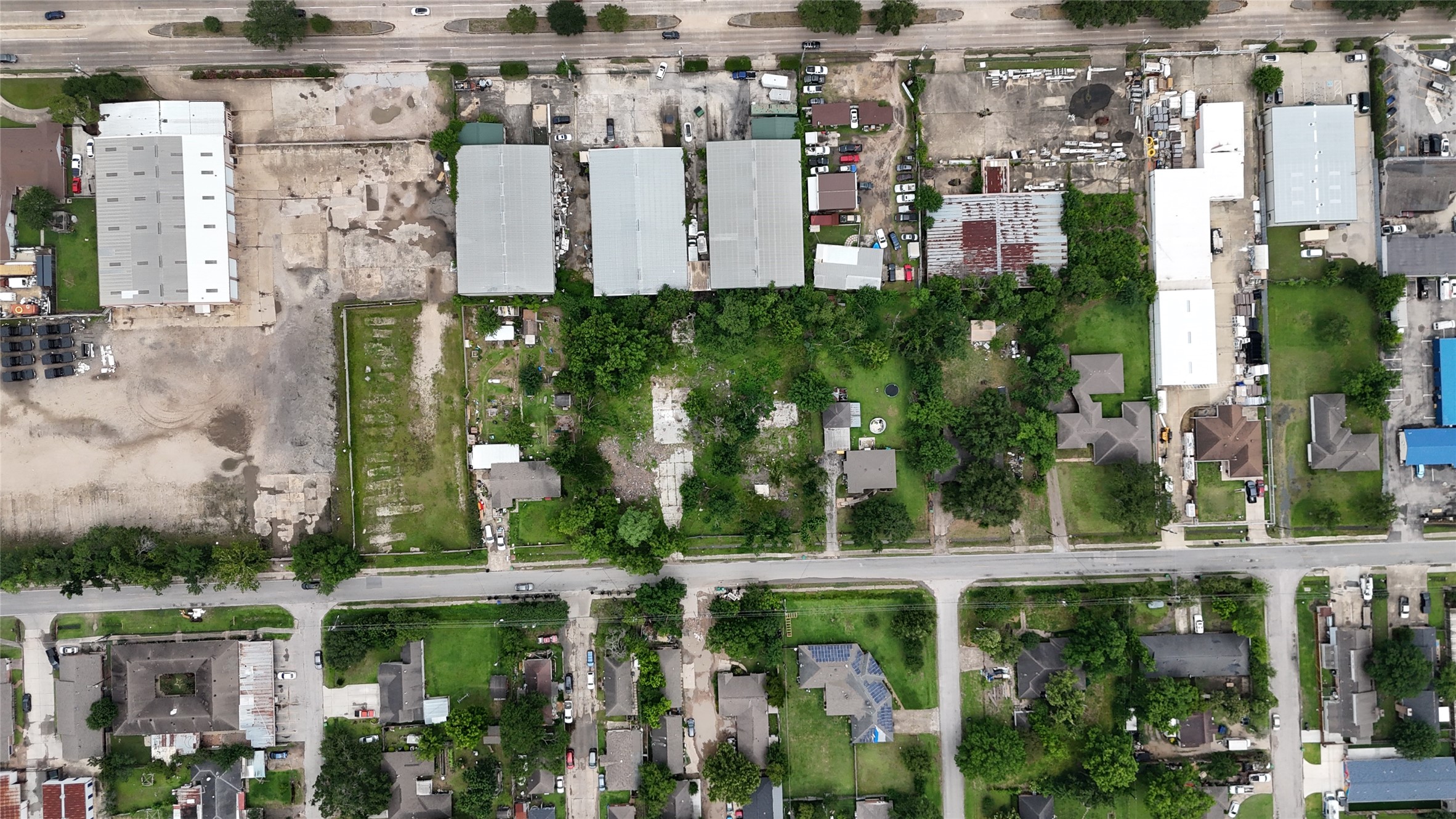 1918 Ojeman Road Houston, TX 77080 - Photo 10 of 22 a view of building