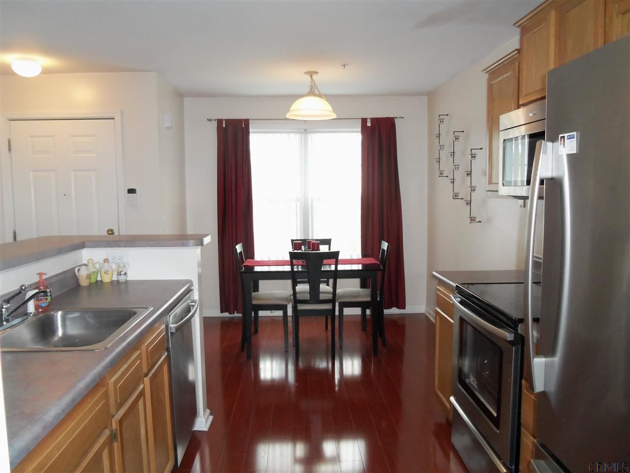 202 Cedar Rensselaer, NY 12144 - Photo 7 of 13 Photo 7