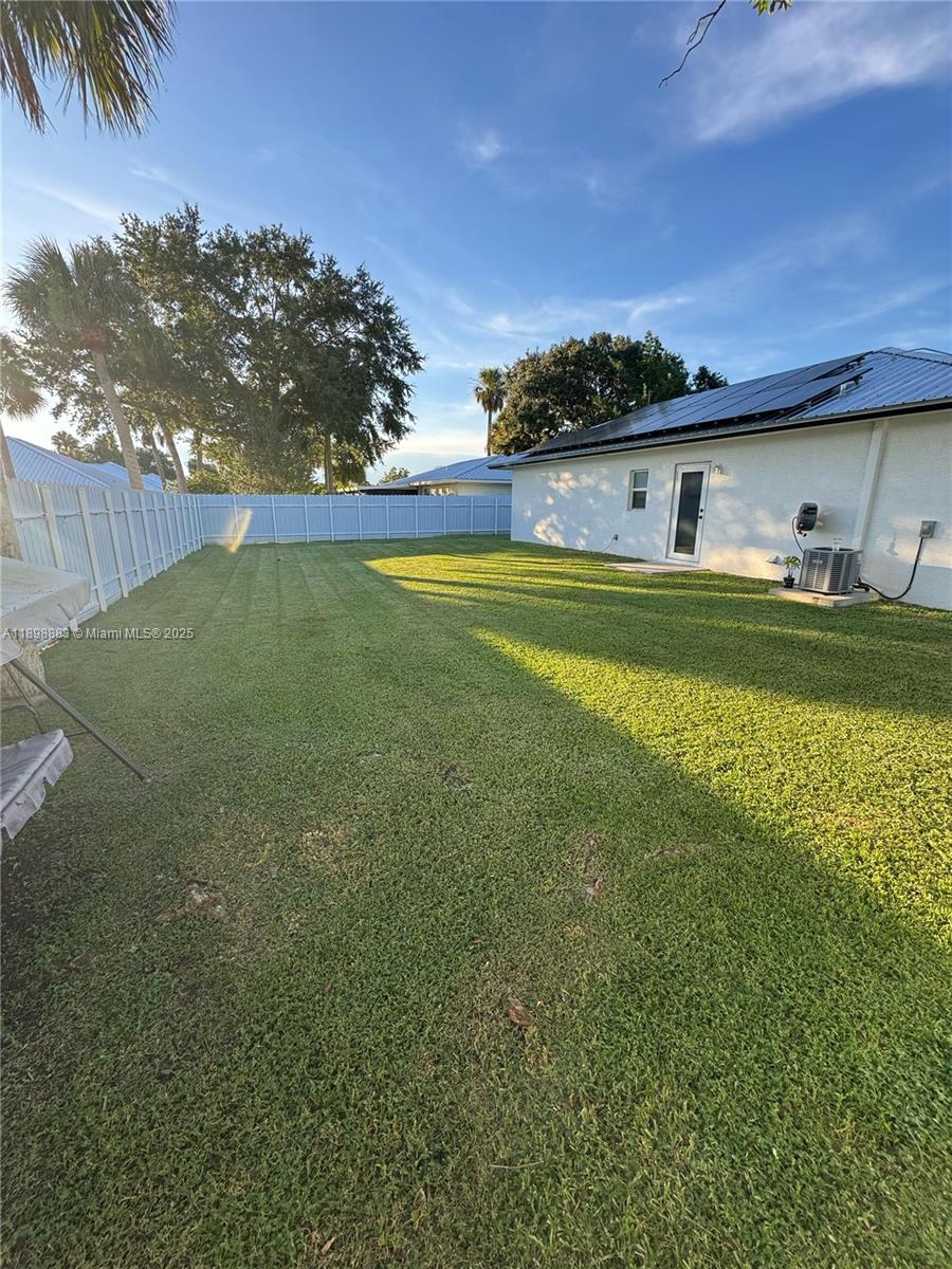 5218 Southeast 43rd Street Okeechobee, FL 34974 - Photo 5 of 20