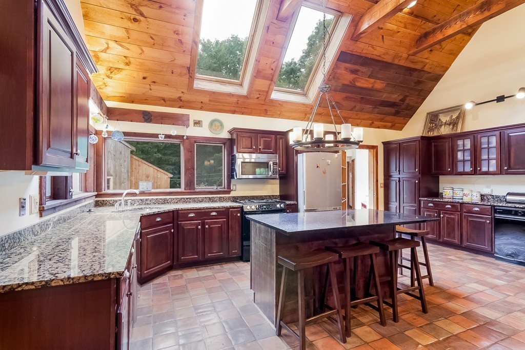 21 Cross Road Boxford, MA 01921 - Photo 7 of 30