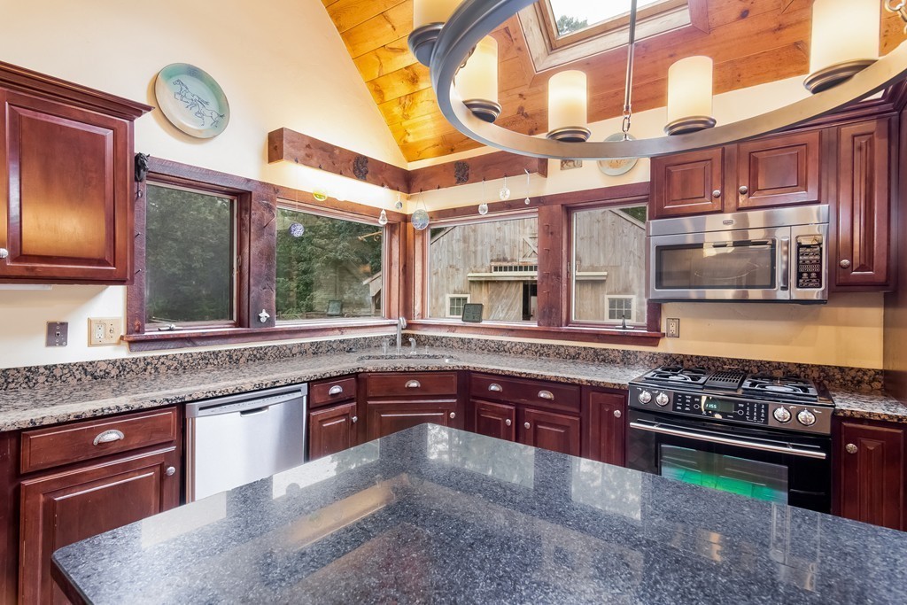 21 Cross Road Boxford, MA 01921 - Photo 8 of 30