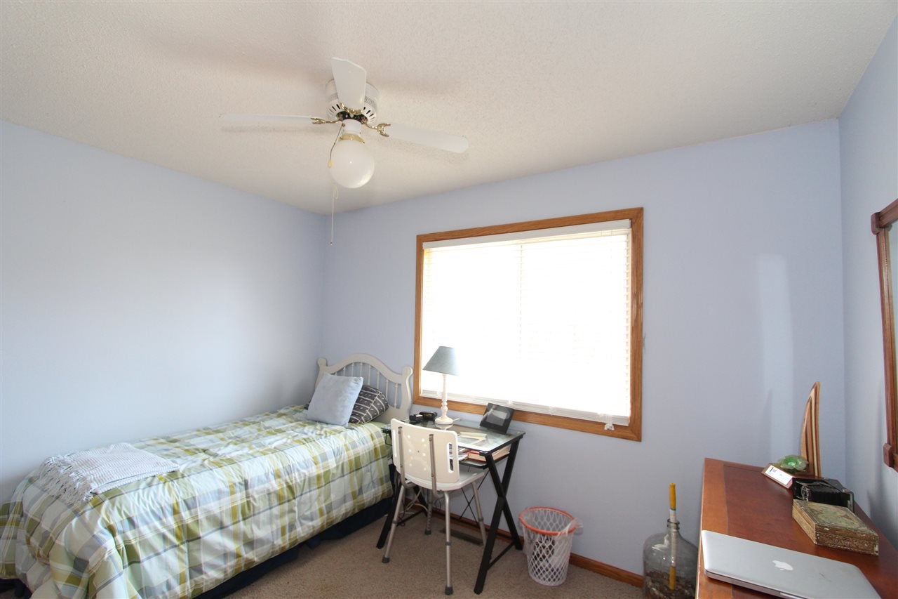 4056 Crestview Road Northeast Solon, IA 52333 - Photo 14 of 22 Gallery Image 14