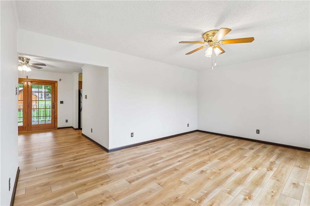 1112 Motor Street New Castle, PA 16101 - Photo 10 of 49