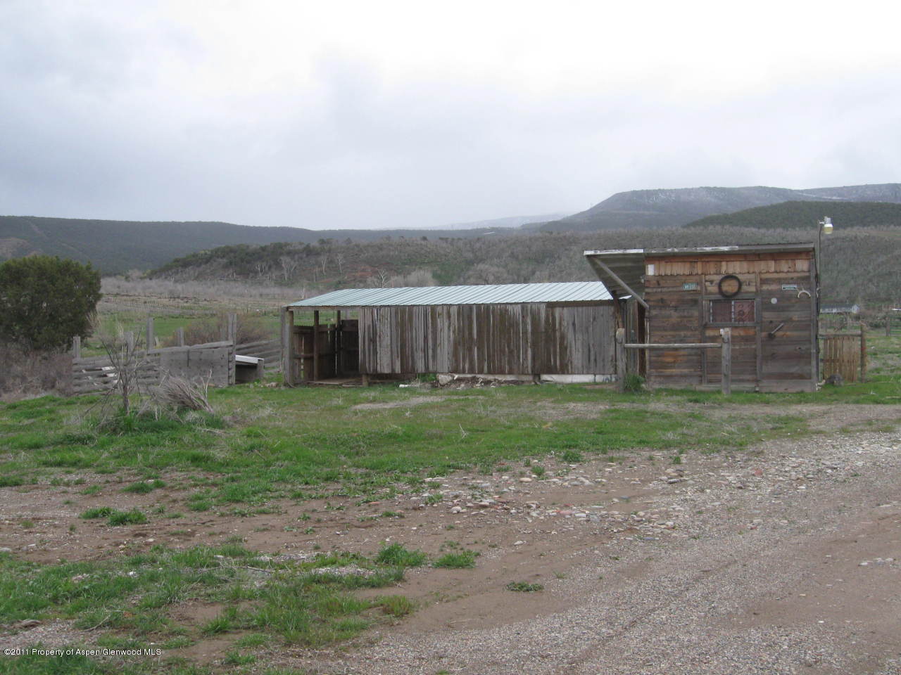 4450 County Road 320 Rifle, CO 81650 - Photo 3 of 10 Outbuildings