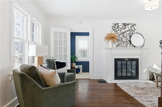 $445,000 | 23 East 69th Street, Kansas City, MO 64113