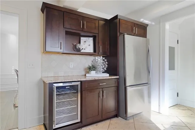 $445,000 | 23 East 69th Street, Kansas City, MO 64113