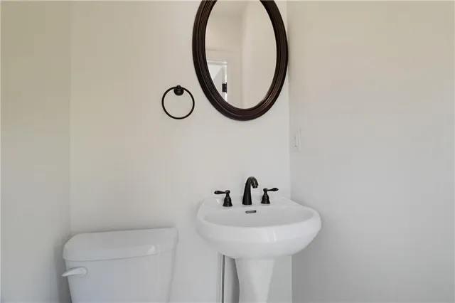 $445,000 | 23 East 69th Street, Kansas City, MO 64113