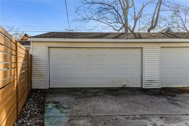 $445,000 | 23 East 69th Street, Kansas City, MO 64113