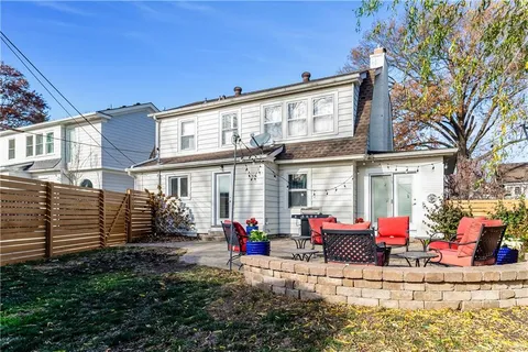 $445,000 | 23 East 69th Street, Kansas City, MO 64113