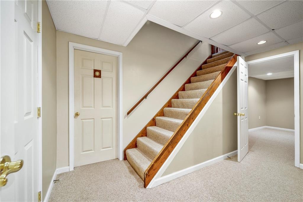 9706 E Road Pittsburgh, PA 15237 - Photo 18 of 24 Gallery Image 18
