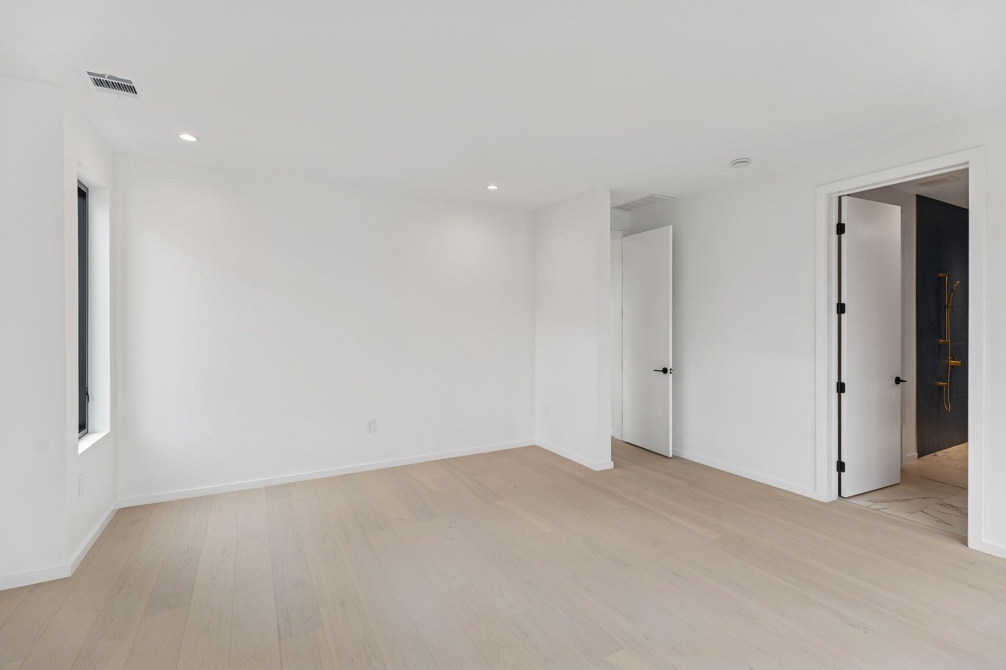3007 Locke Lane Austin, TX 78704 - Photo 16 of 32 an empty room with a natural light