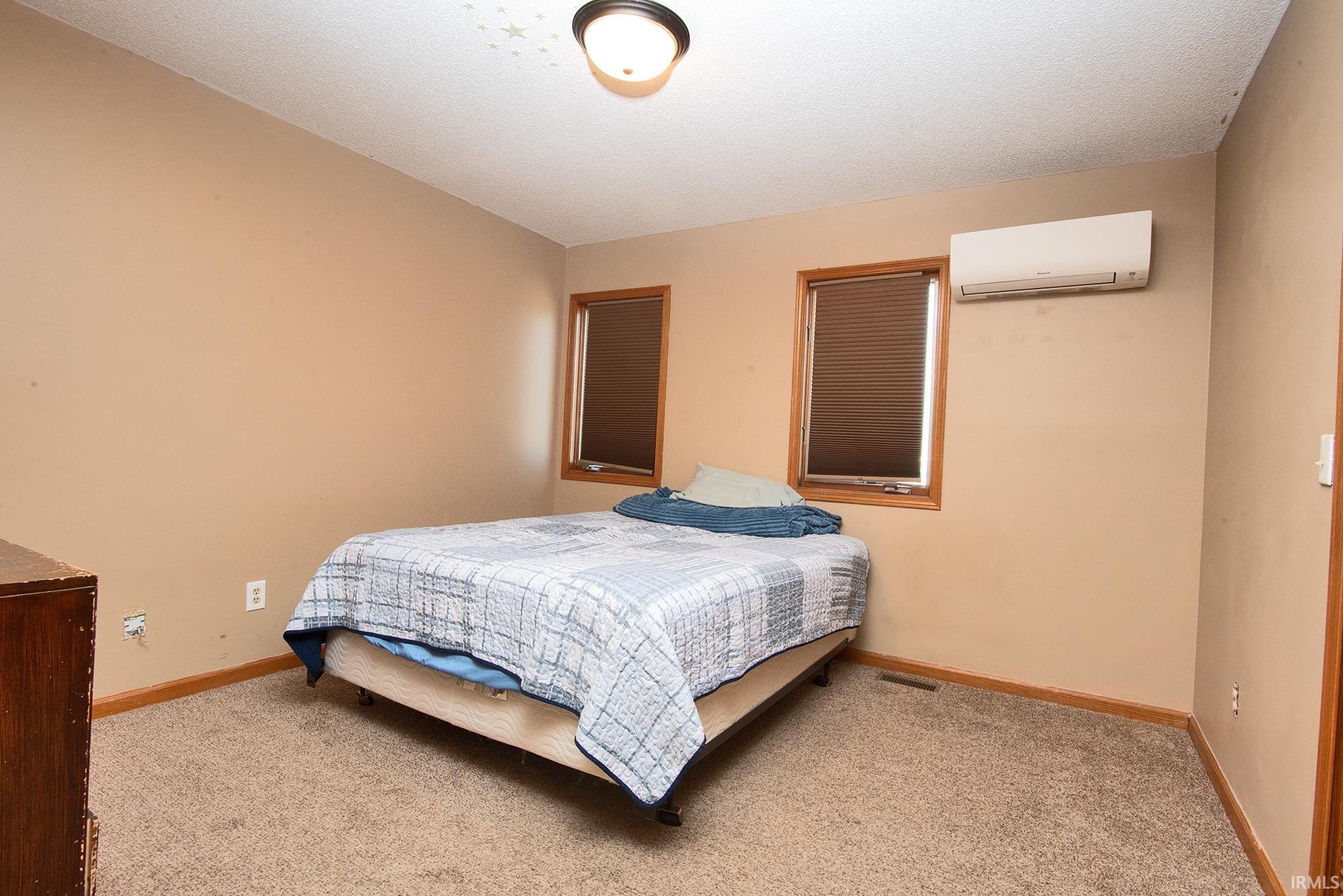 5420 Holly Oak Road Fort Wayne, IN 46845 - Photo 19 of 26