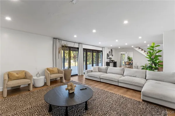 $1,500,000 | 31601 Highway 330, Running Springs, CA 92382