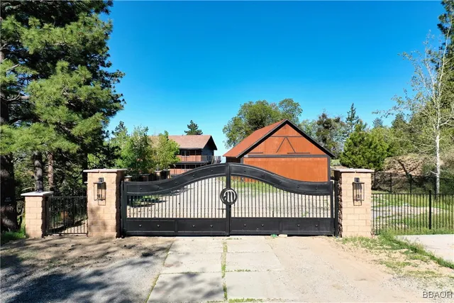 $1,500,000 | 31601 Highway 330, Running Springs, CA 92382