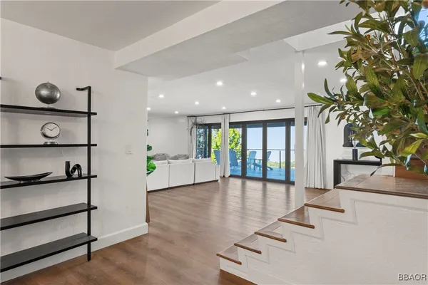 $1,500,000 | 31601 Highway 330, Running Springs, CA 92382