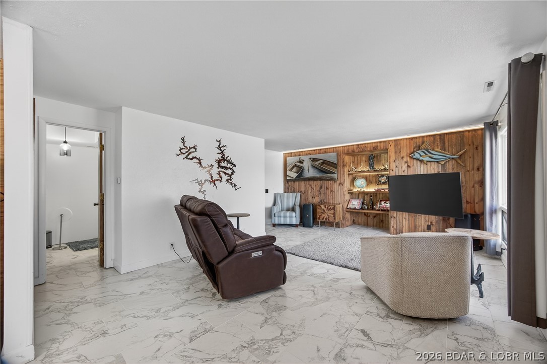 248 Curvy Road Camdenton, MO 65020 - Photo 17 of 55