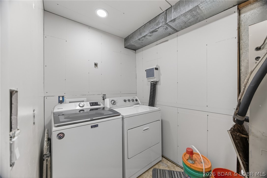 248 Curvy Road Camdenton, MO 65020 - Photo 20 of 55