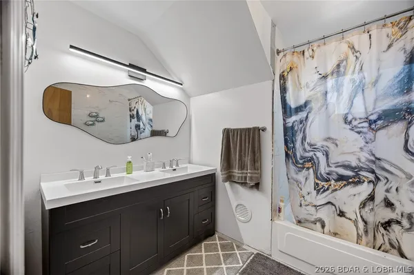 $198,000 | 248 Curvy Road, Camdenton, MO 65020