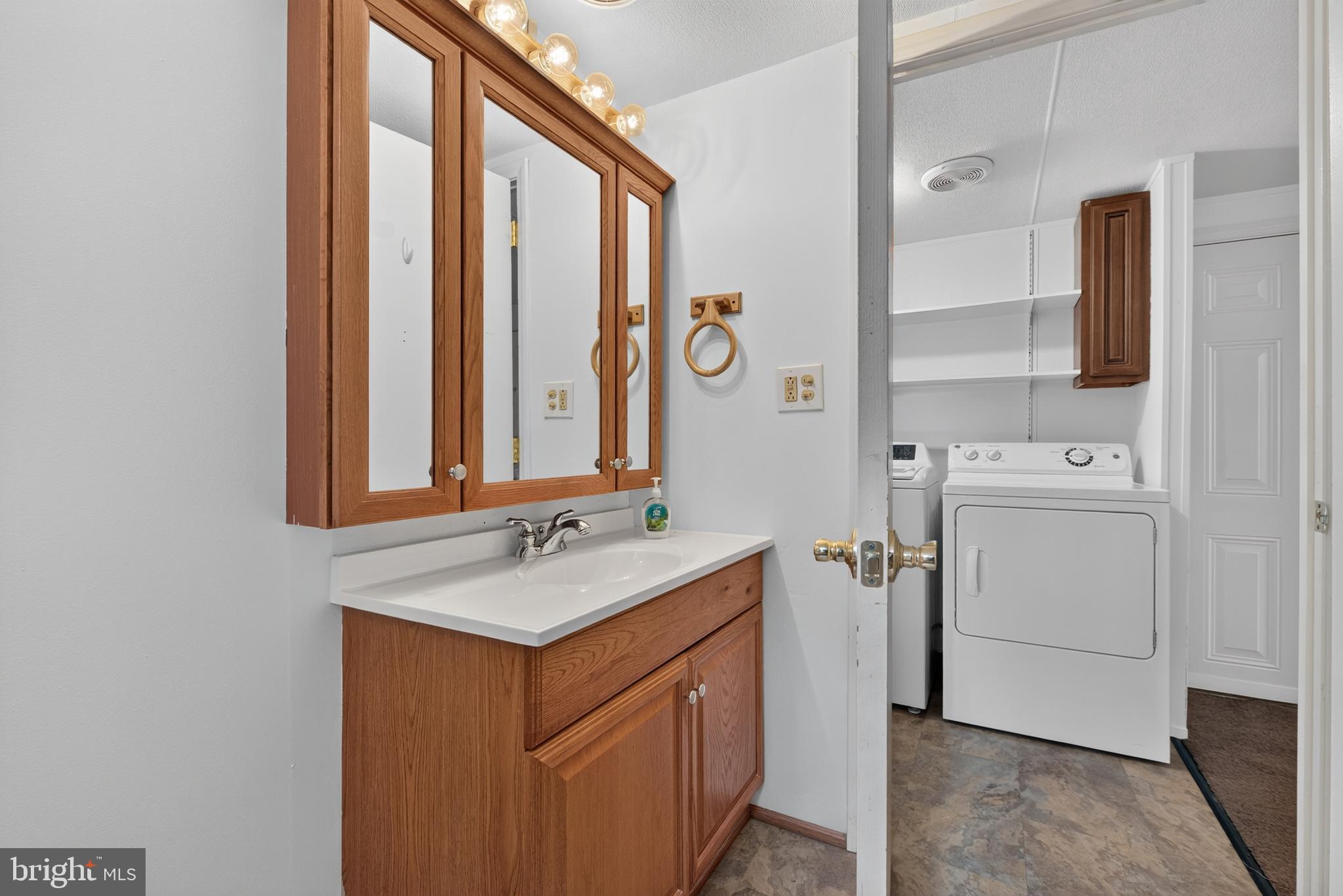 121 Pheasant Ridge Circle Lancaster, PA 17603 - Photo 19 of 33