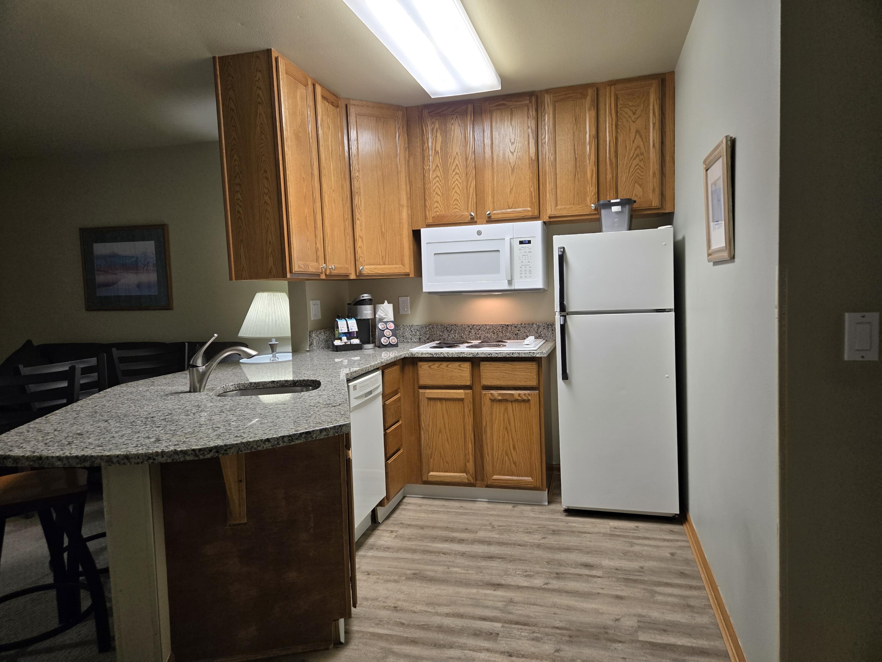 111 Center Street, Unit 235 Lake Geneva, WI 53147 - Photo 11 of 46 Fully Furnished - Everything Included