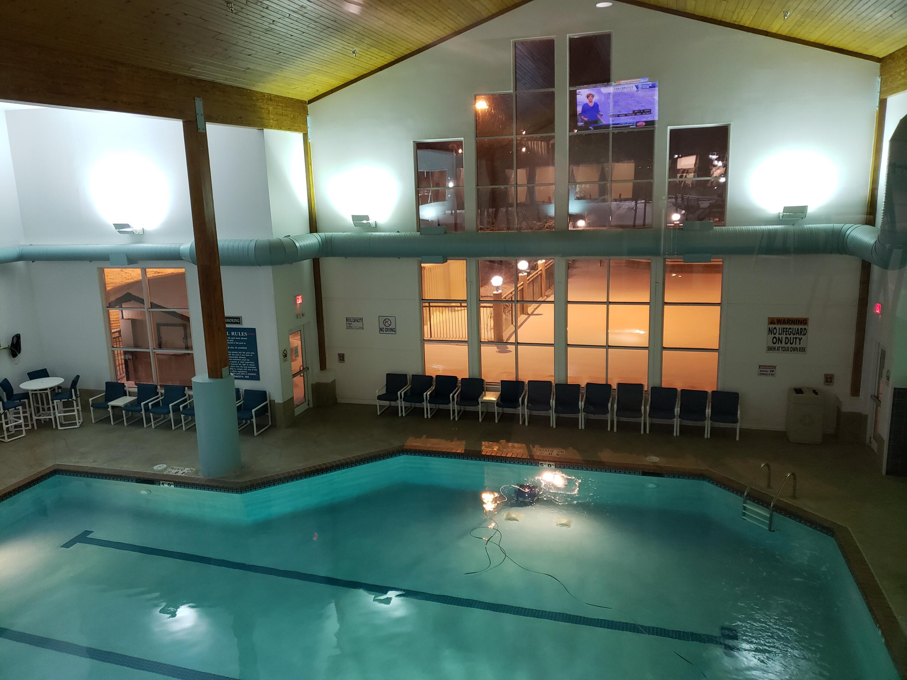 111 Center Street, Unit 235 Lake Geneva, WI 53147 - Photo 34 of 46 34 - Indoor and Outdoor Pools & Hot tub