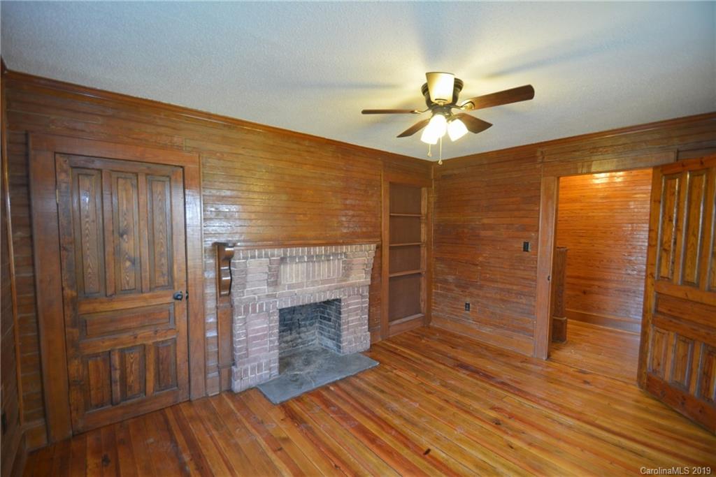 1697 Woolie Road Lincolnton, NC 28092 - Photo 4 of 7 Gallery Image 4
