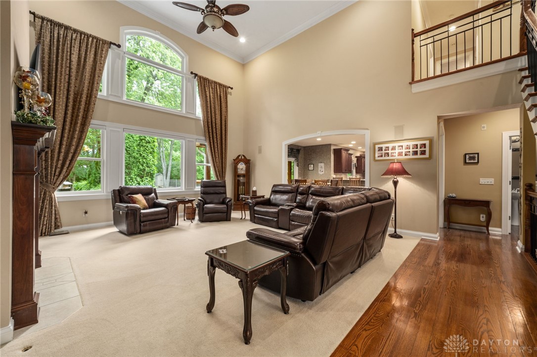 7607 Stone Ridge Drive Springboro, OH 45066 - Photo 18 of 81 GREAT ROOM